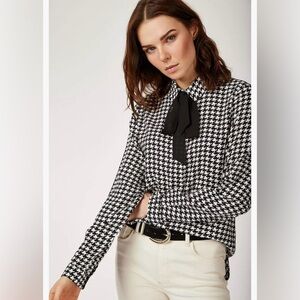 Long Sleeve Houndstooth Button Down Shirt